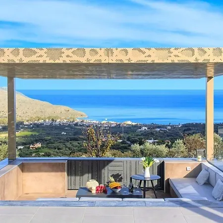 In Georgioupoli Mit Privatem Pool By Interhome
