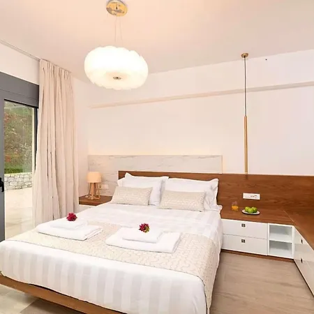 Hébergement de vacances In Georgioupoli Mit Privatem Pool By Interhome La Canée